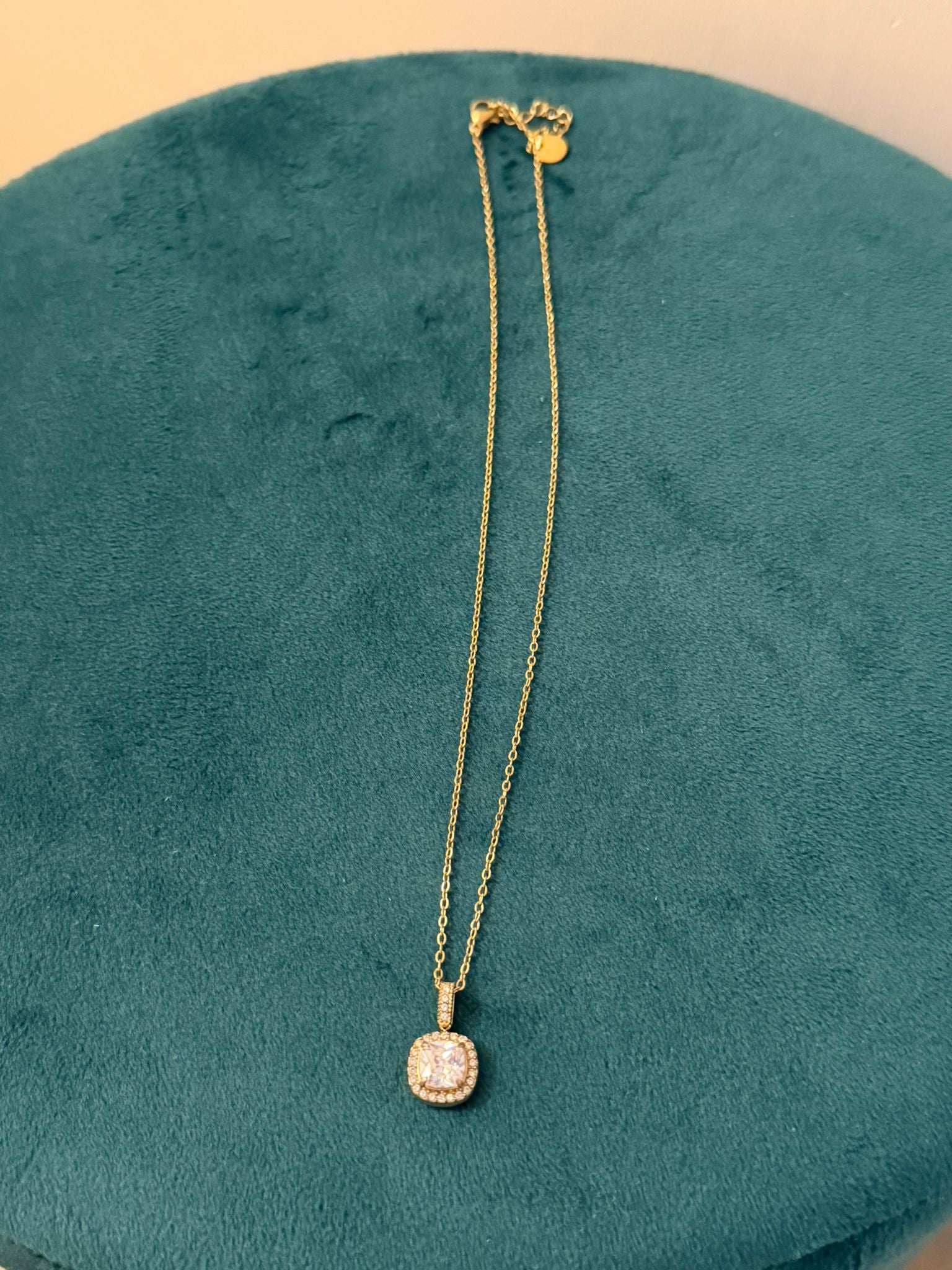 Collana Con Punto Luce DIAMOND